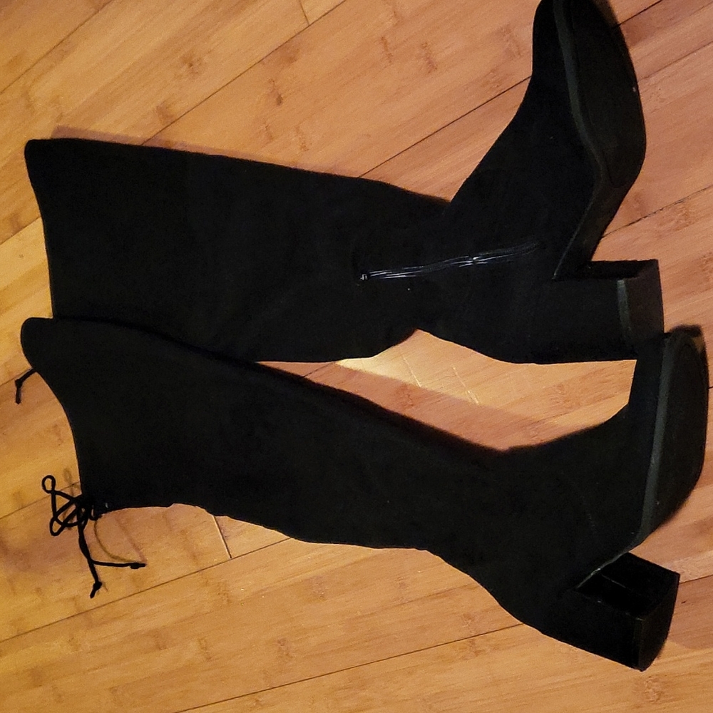 Over the Knee pull on Stretch boot black